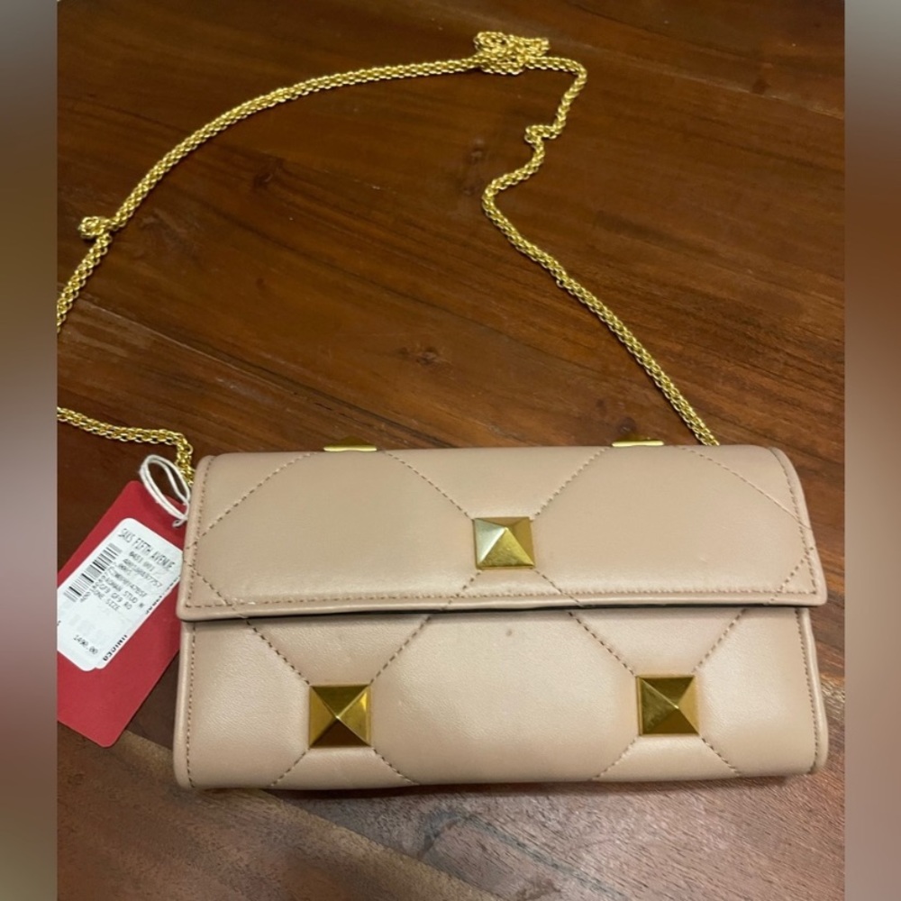 NEW‼️ Valentino Garavani - Picture 15 of 17